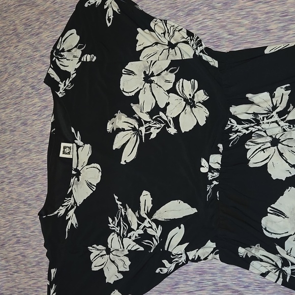 Anne Klein Pop-Over Dress Black Size 12 - Picture 3 of 7